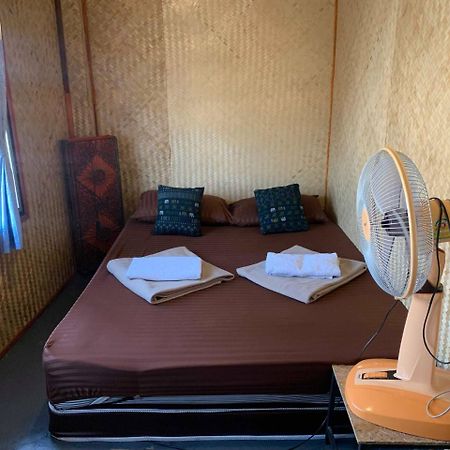 J Giant Hostel Chiang Mai Luaran gambar