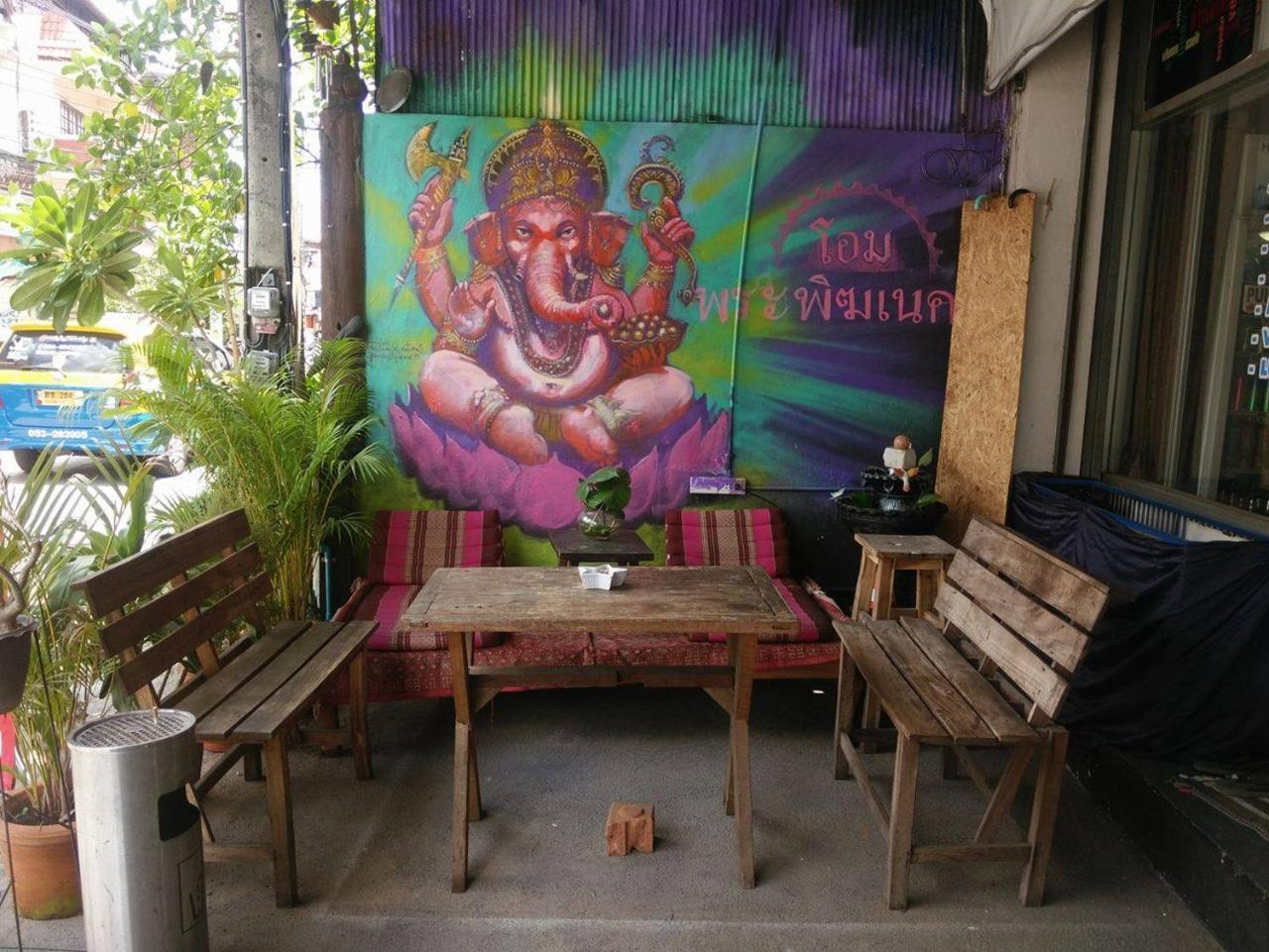 J Giant Hostel Chiang Mai Luaran gambar
