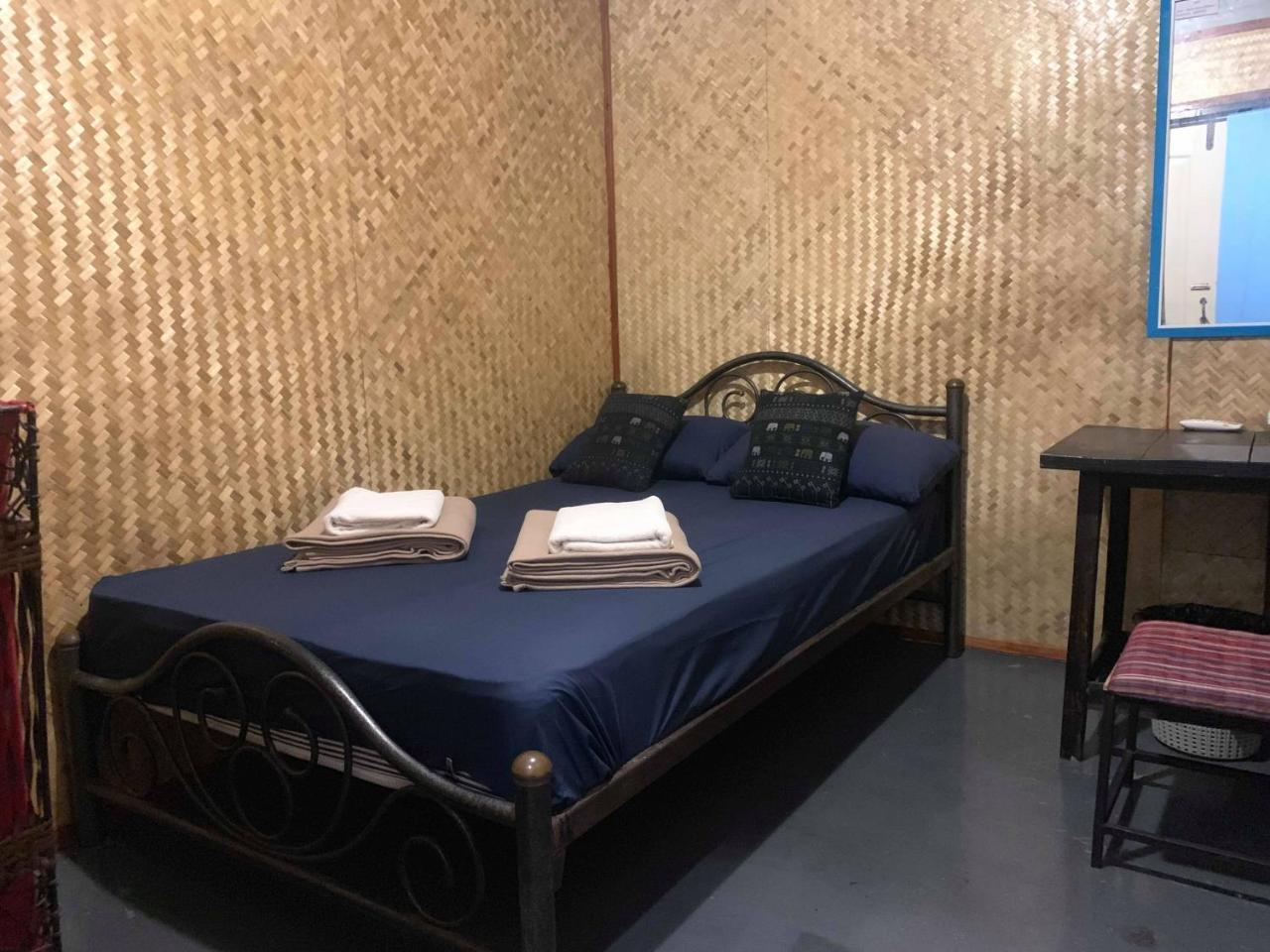 J Giant Hostel Chiang Mai Luaran gambar