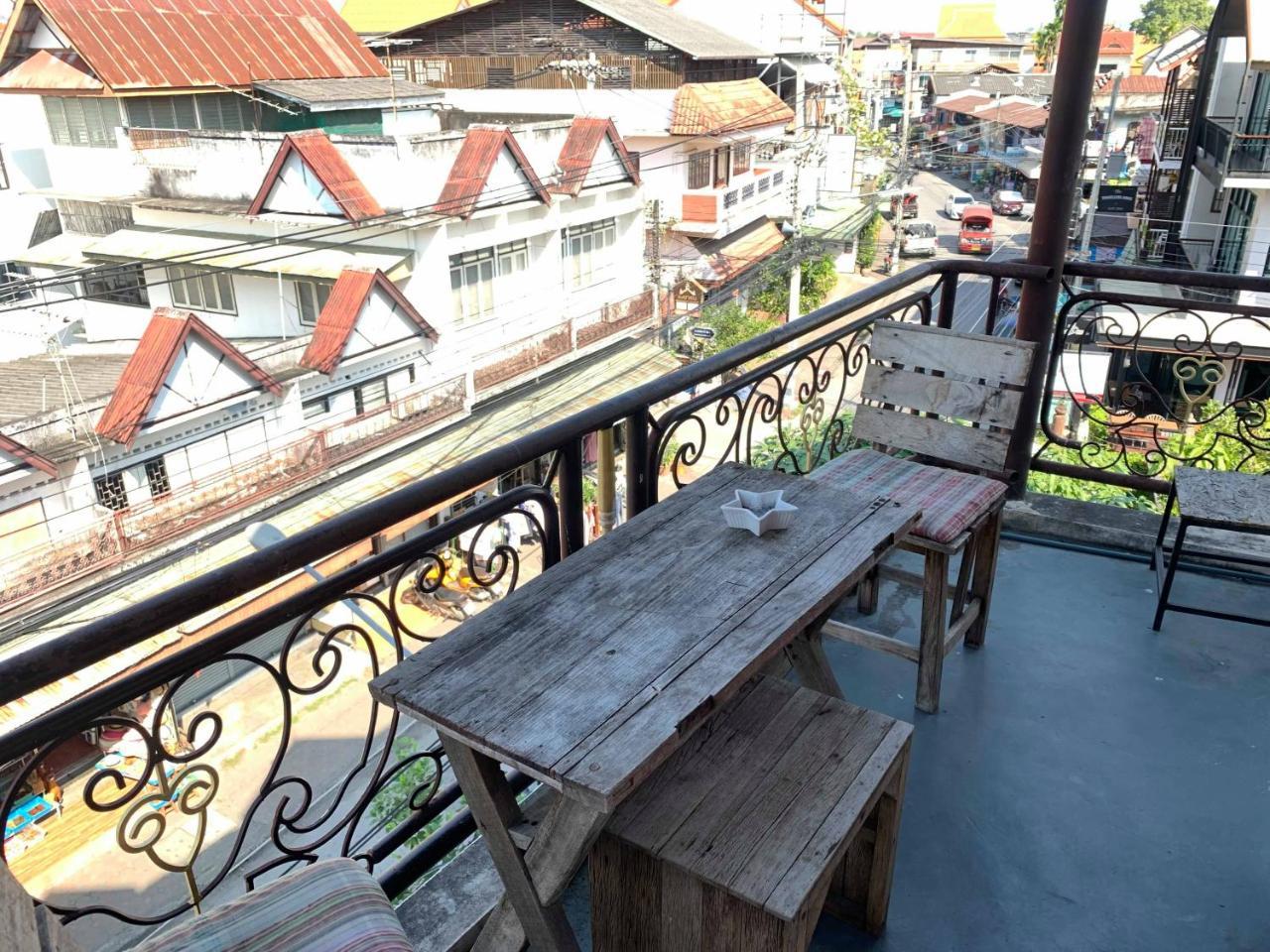J Giant Hostel Chiang Mai Luaran gambar