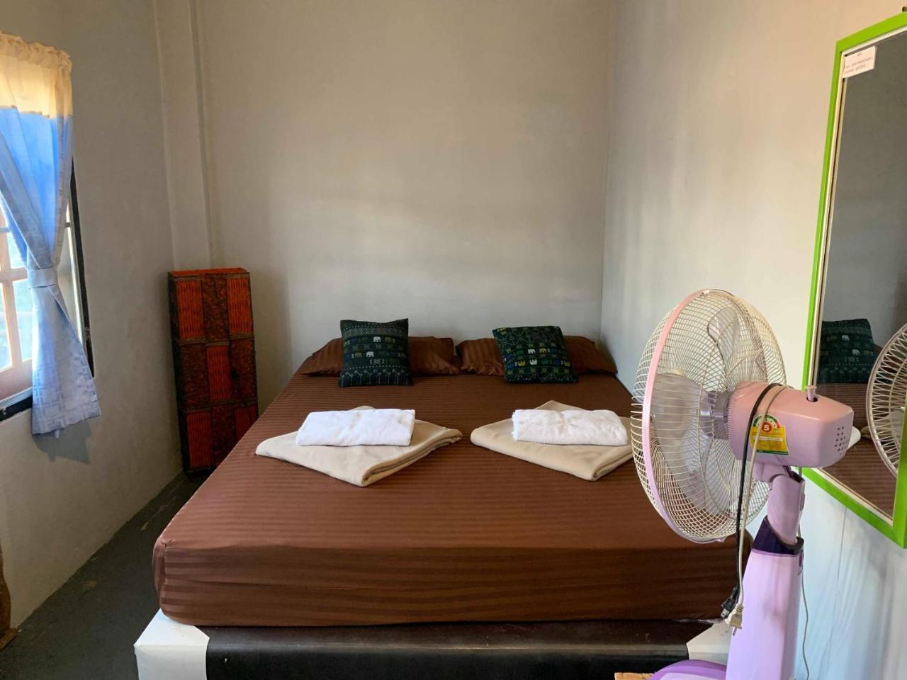 J Giant Hostel Chiang Mai Luaran gambar