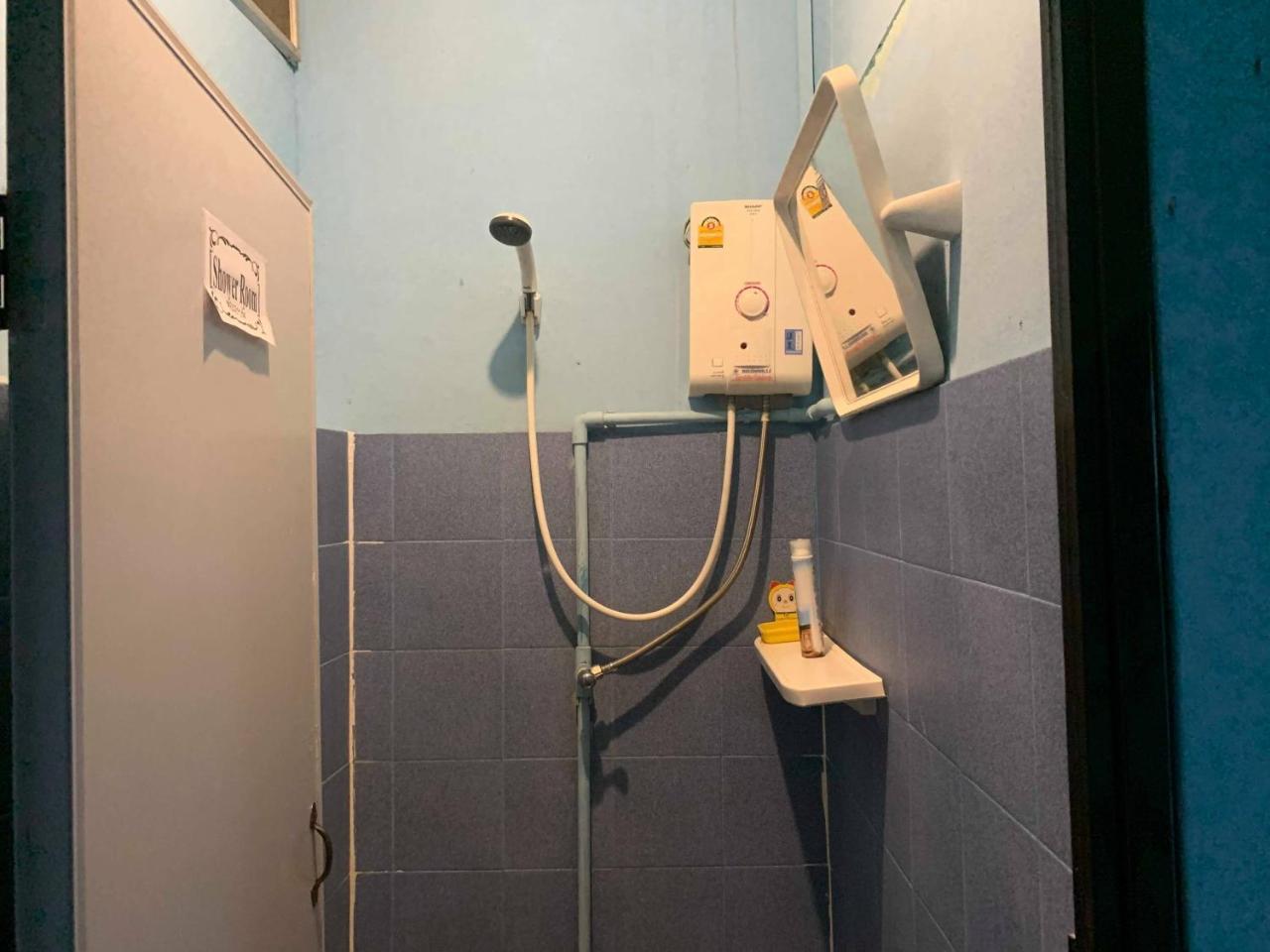 J Giant Hostel Chiang Mai Luaran gambar